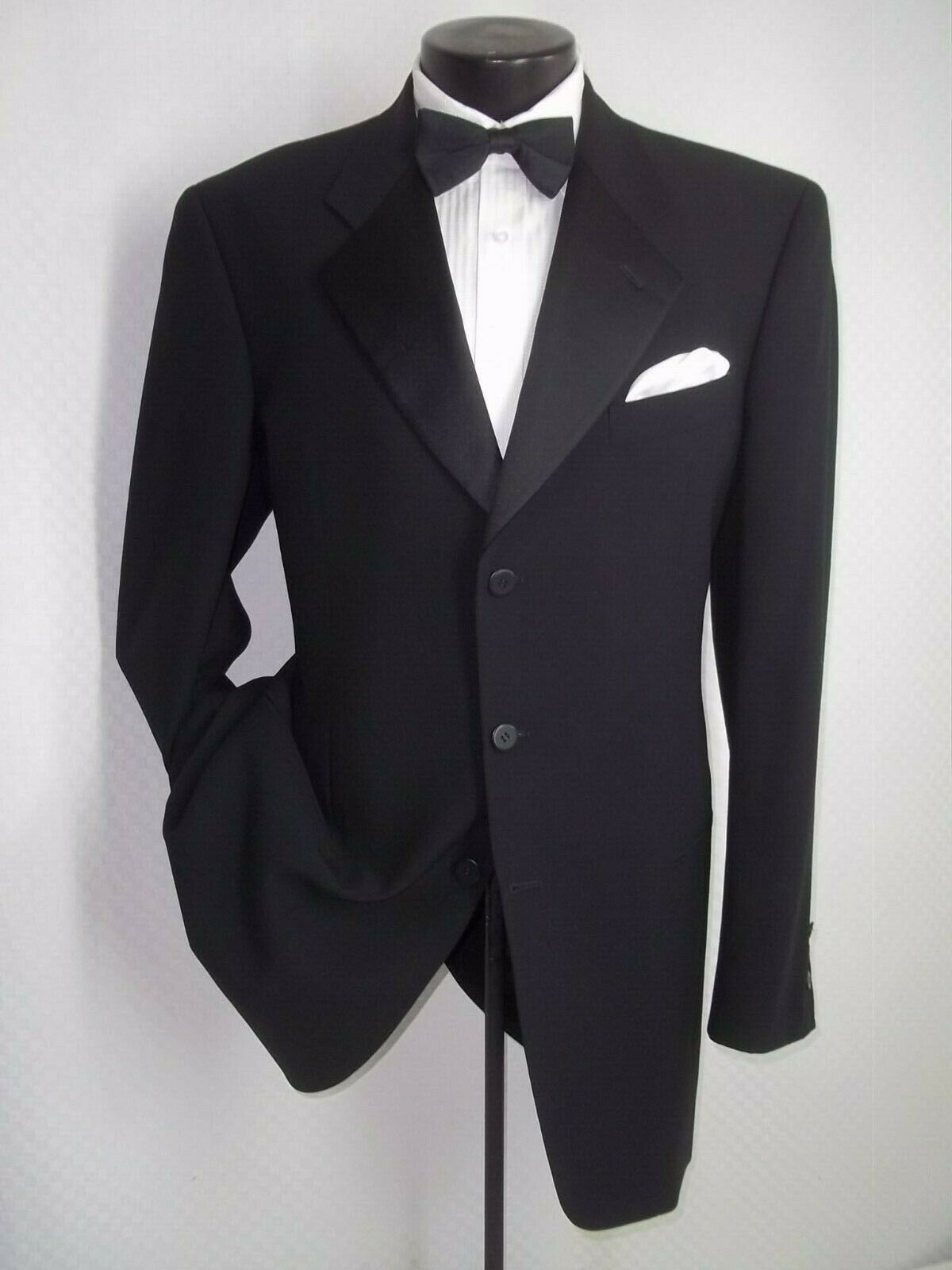 Giorgio Armani Black 3 Buttons Wool Athletic Fit Tuxedo 42 L-pants 33"w X 31.5"l